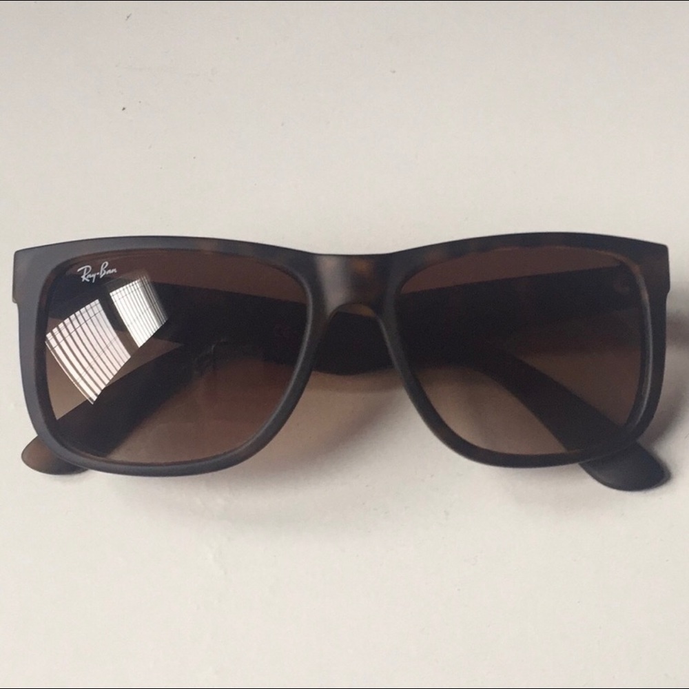 Ray-Ban Justin Classic Sunglasses